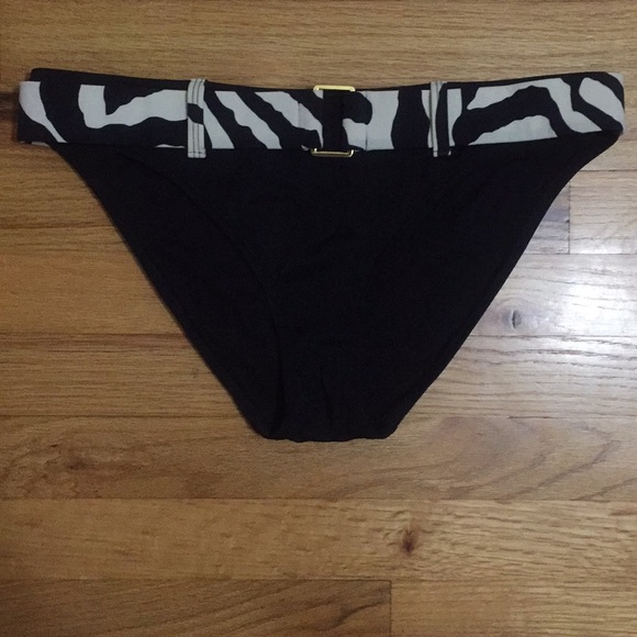 VS Zebra Bikini - Picture 2 of 5